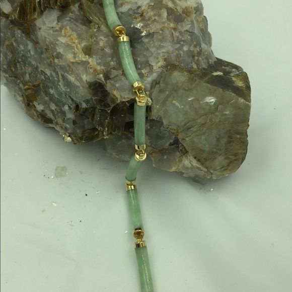 14K Gold Green Jade Tubular Bracelet 7.25” long - Picture 5 of 10